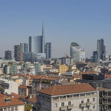Skyline View Biancamano 1 Bdr With Balcony By Rentopolis Apartment Milan