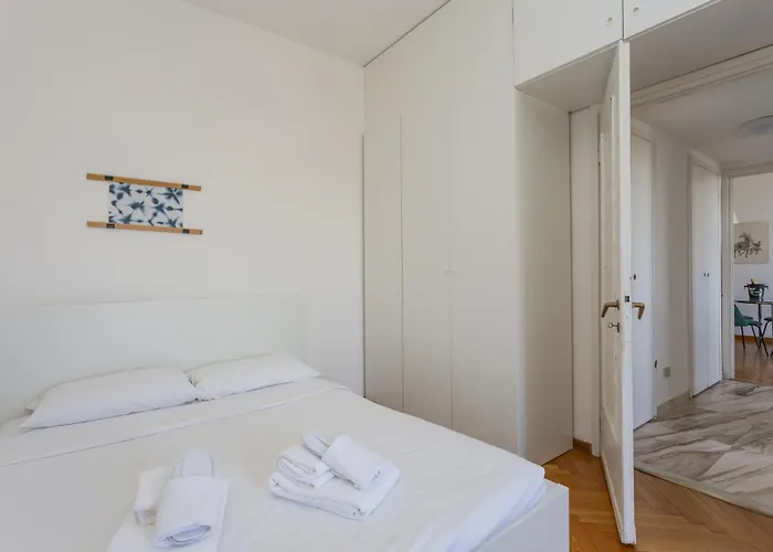 Διαμέρισμα Skyline View Biancamano 1 Bdr With Balcony By Rentopolis *