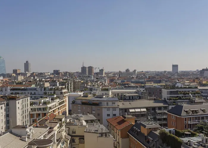 Skyline View Biancamano 1 Bdr With Balcony By Rentopolis * Μιλάνο