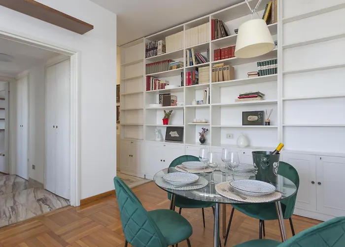Διαμέρισμα Skyline View Biancamano 1 Bdr With Balcony By Rentopolis Μιλάνο